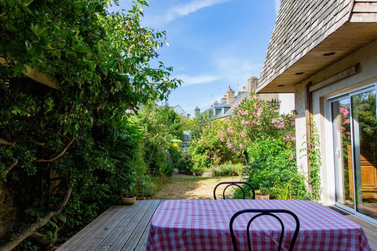 Le 74 Bed & Breakfast Avranches Dış mekan fotoğraf