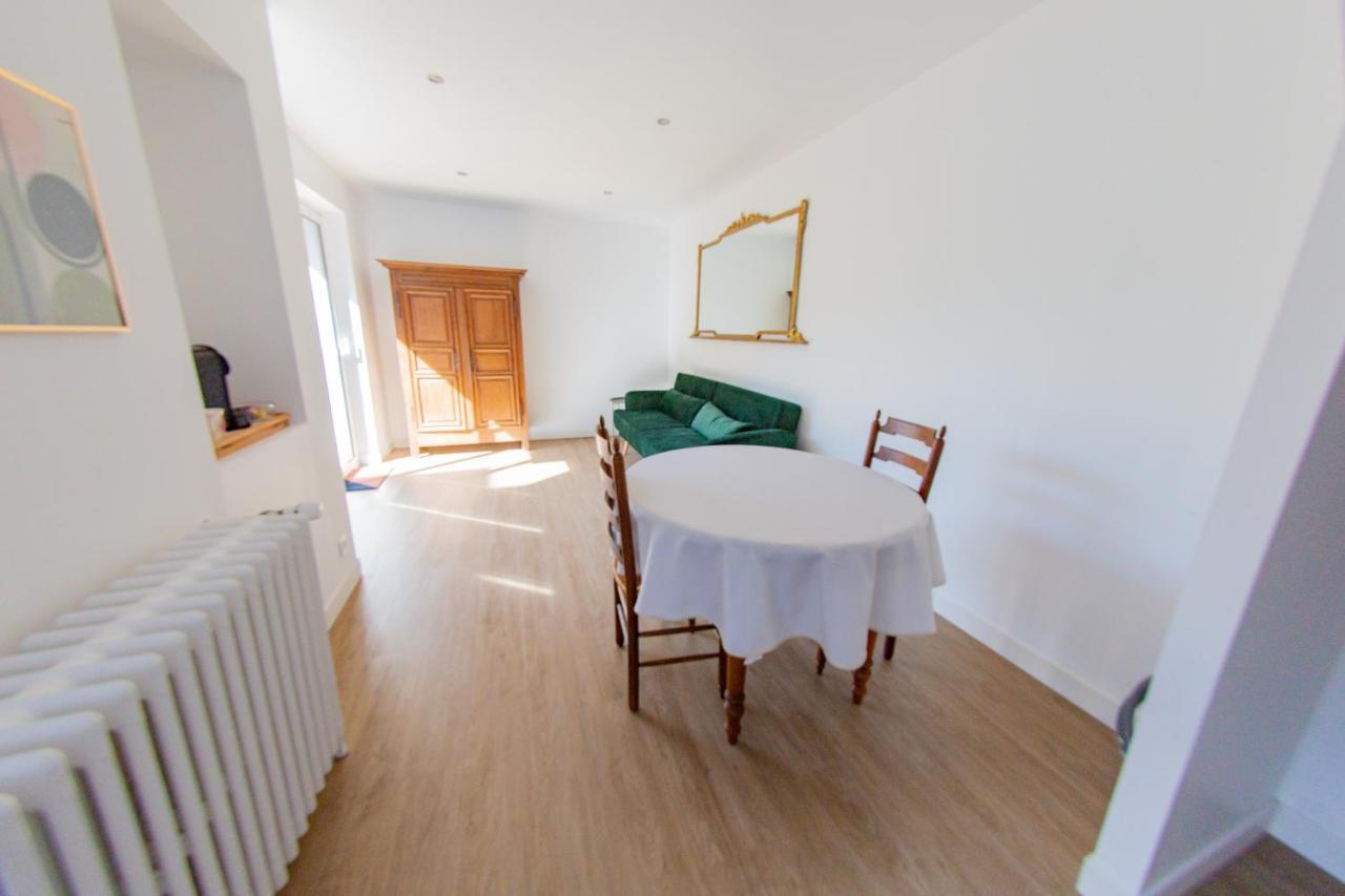 Le 74 Bed & Breakfast Avranches Dış mekan fotoğraf